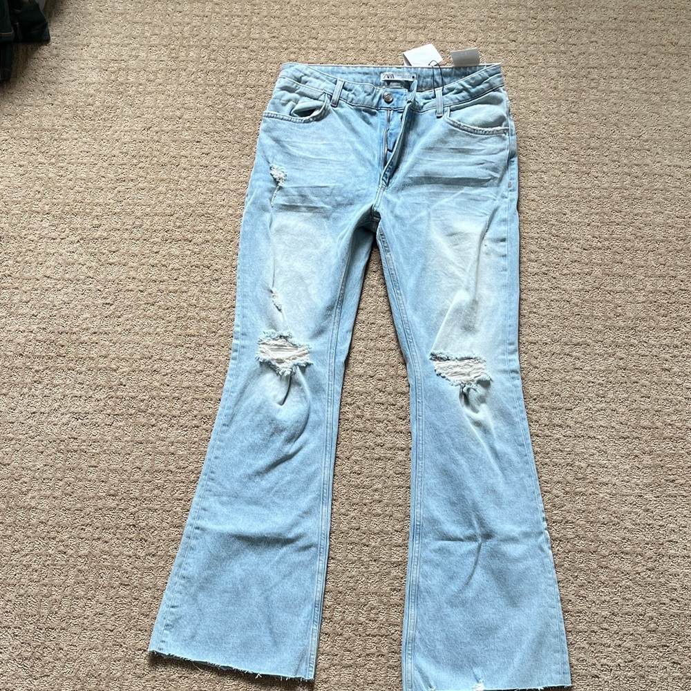 NEW Zara Light Blue Distressed Jeans